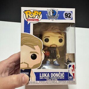 Funko Pop! Dallas Mavericks- Luka Doncic #92